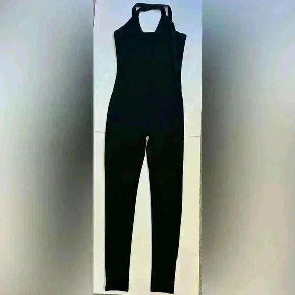 Seeveless stretchy Black Skinny Leg Jumpsuit - Picture 3 of 4